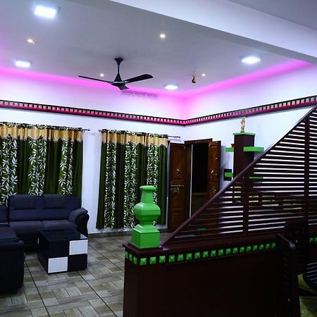 Sri Lakshmi Gardens Otel Thekkady Dış mekan fotoğraf